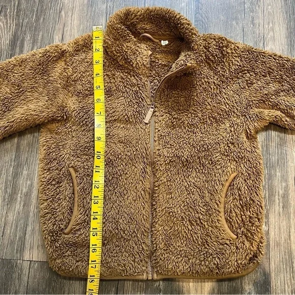 UNIQLO Girls Brown Sherpa Fleece Long Sleeves Jacket Warm Winter Snow Ski 5-6 - Picture 3 of 8